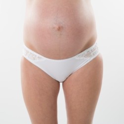 Culotte de maternité Princesse – Dentelle blanche et confort raffiné